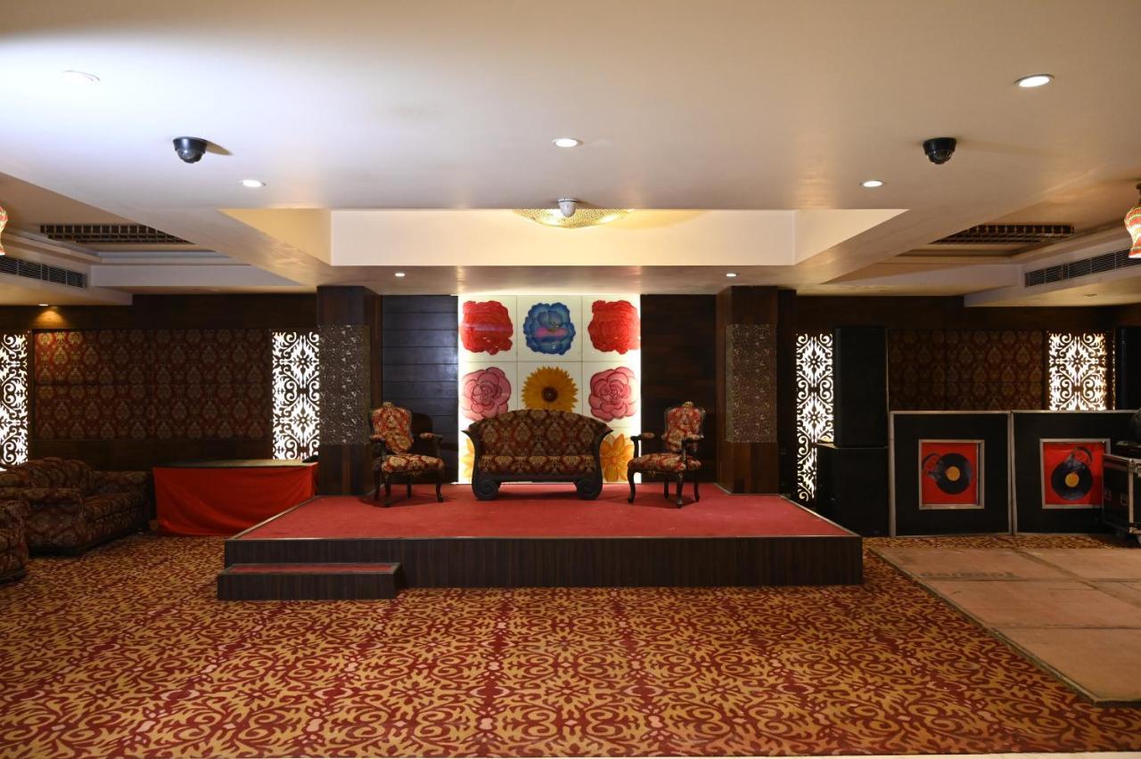 Hotel Lawrence Amritsar Exterior photo